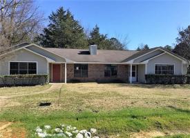 Primary image of 714 Robindale Dr