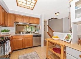 Primary image of 12434 Valleyside Way