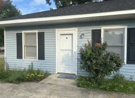 Primary image of 2504 Hyde Cir Apt A