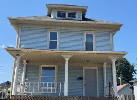 Primary image of 233 S 10th St