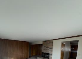 Primary image of 1434 NE View Dr