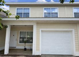 Primary image of 28 Courtyard Way