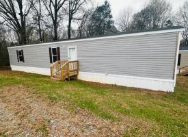 Primary image of 105 Plato Lee Rd