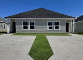 Primary image of 715 Worth Ave