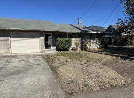 Primary image of 1420 SE N St, Unit B