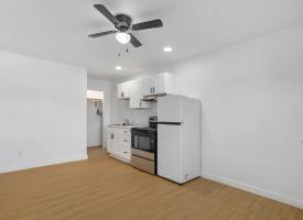 Primary image of 101 Martingale Dr, unit 20