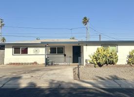 Primary image of 2571 S Walnut Ave