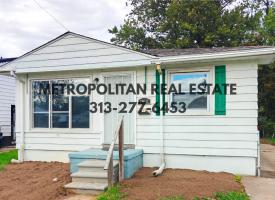 Primary image of 29632 Hazelwood St