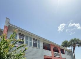 Primary image of 1785 Harrison St 211