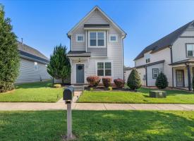 Primary image of 107 York Dr