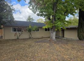 Primary image of 2050 Williams Hwy