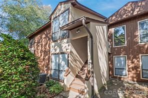 Primary image of 5731 Dockside Dr