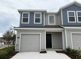 Primary image of 992 Phoenix St