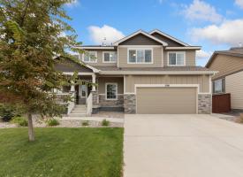 Primary image of 2286 Golden Wy