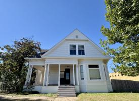 Primary image of 326 N 14th St