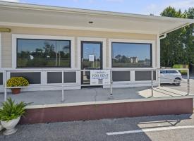 Primary image of 4870-B Long Beach Rd