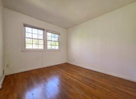 Primary image of 4221 N Valiant Ct