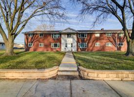 Primary image of 112 W Klubertanz Dr, APT #2