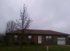 Primary image of 610 Dyann Dr