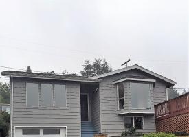 Primary image of 576 12th Ave